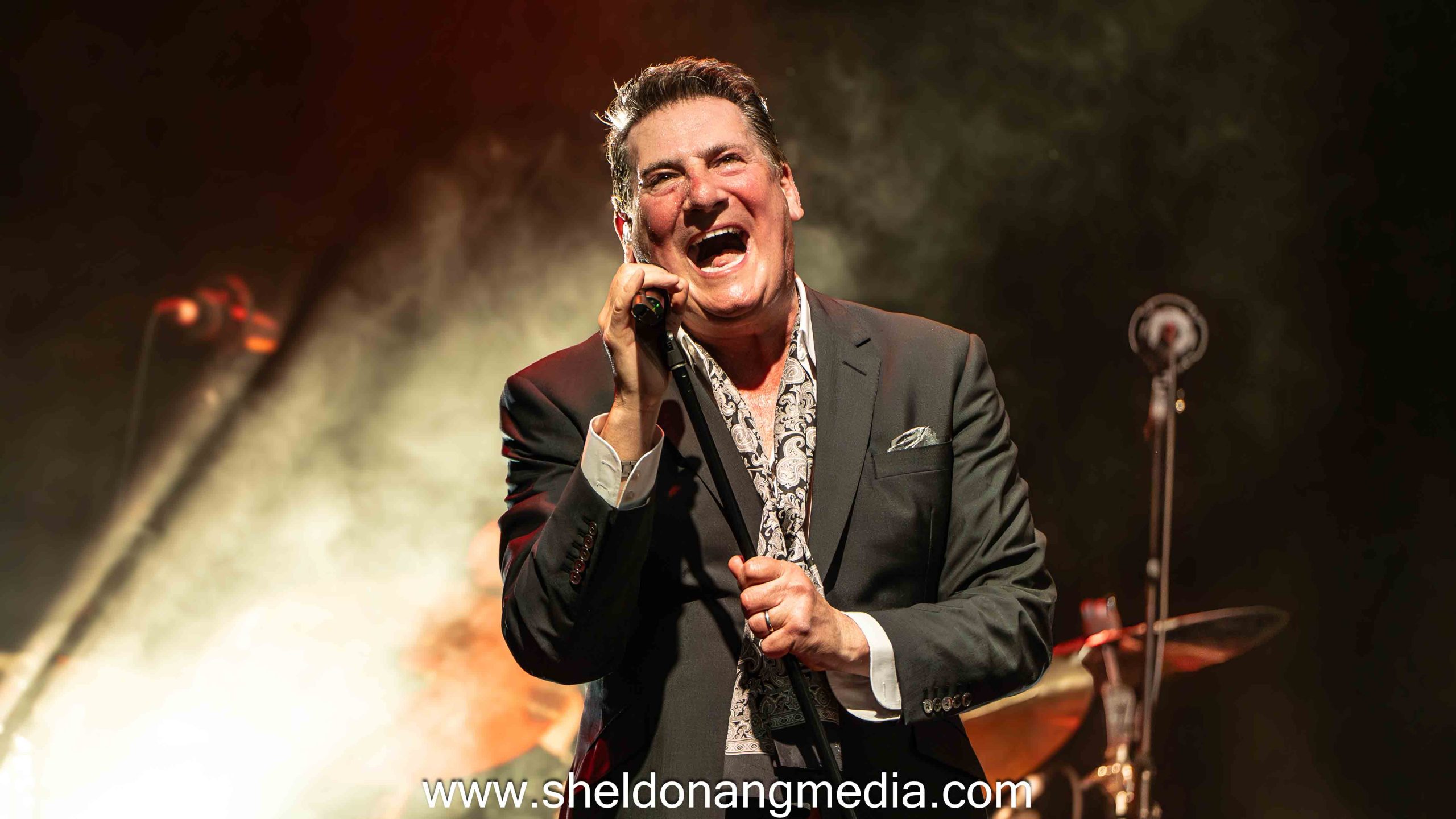 live-review-tony-hadley-ex-spandau-ballet-strikes-gold-in-australia