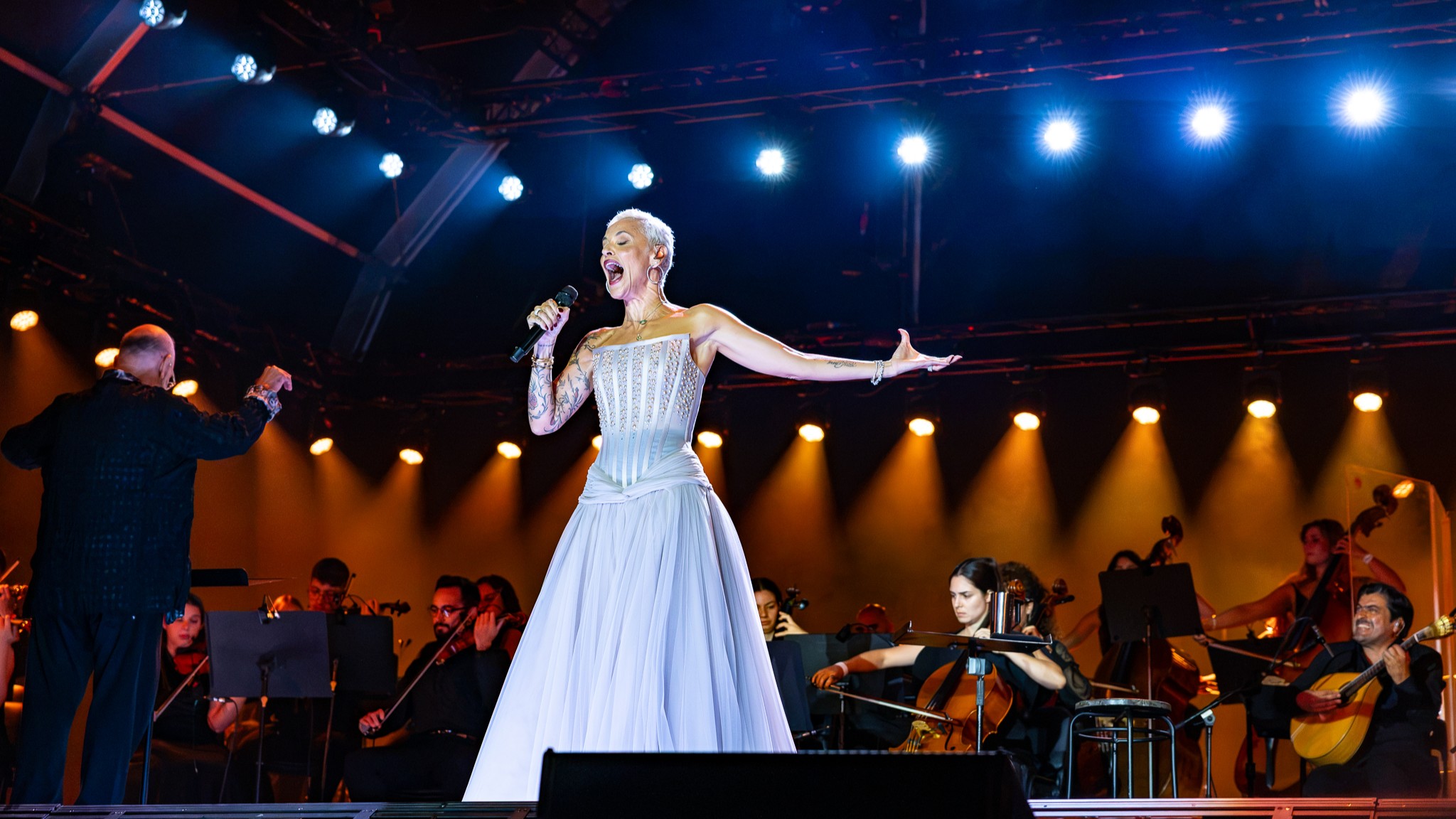 Live Review: Mariza at Vila Nova de Gaia, Porto, Portugal